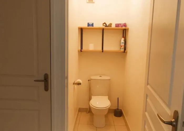 Coeur De Parking Gratuit Wifi *